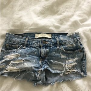 Heart design jean shorts